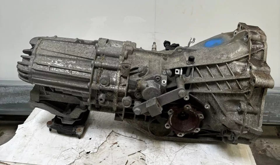 Caja de cambios Caja de cambios manual Audi A5 A6 2.0 TDI CAGB JWS 6 velocidades 01X300044P