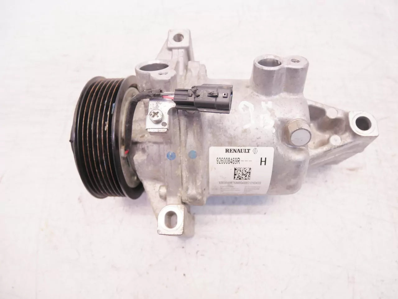 Compresor de aire acondicionado Dacia Sandero Duster 1.0 TCE H4D470 H4D 926008469R