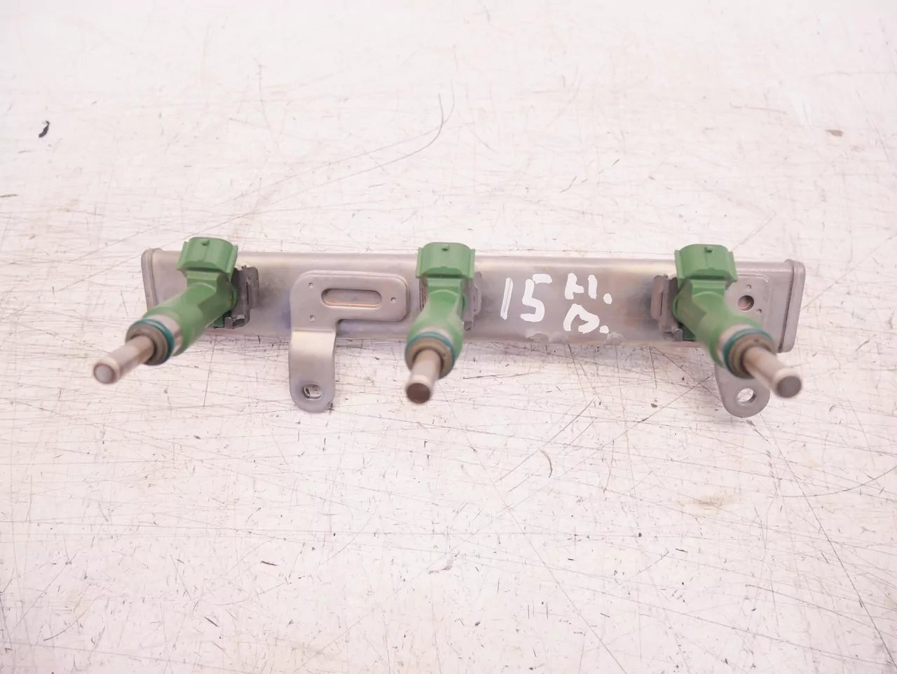 Carril del inyector Dacia Sandero Duster 1.0 TCE H4D470 H4D 175204021R