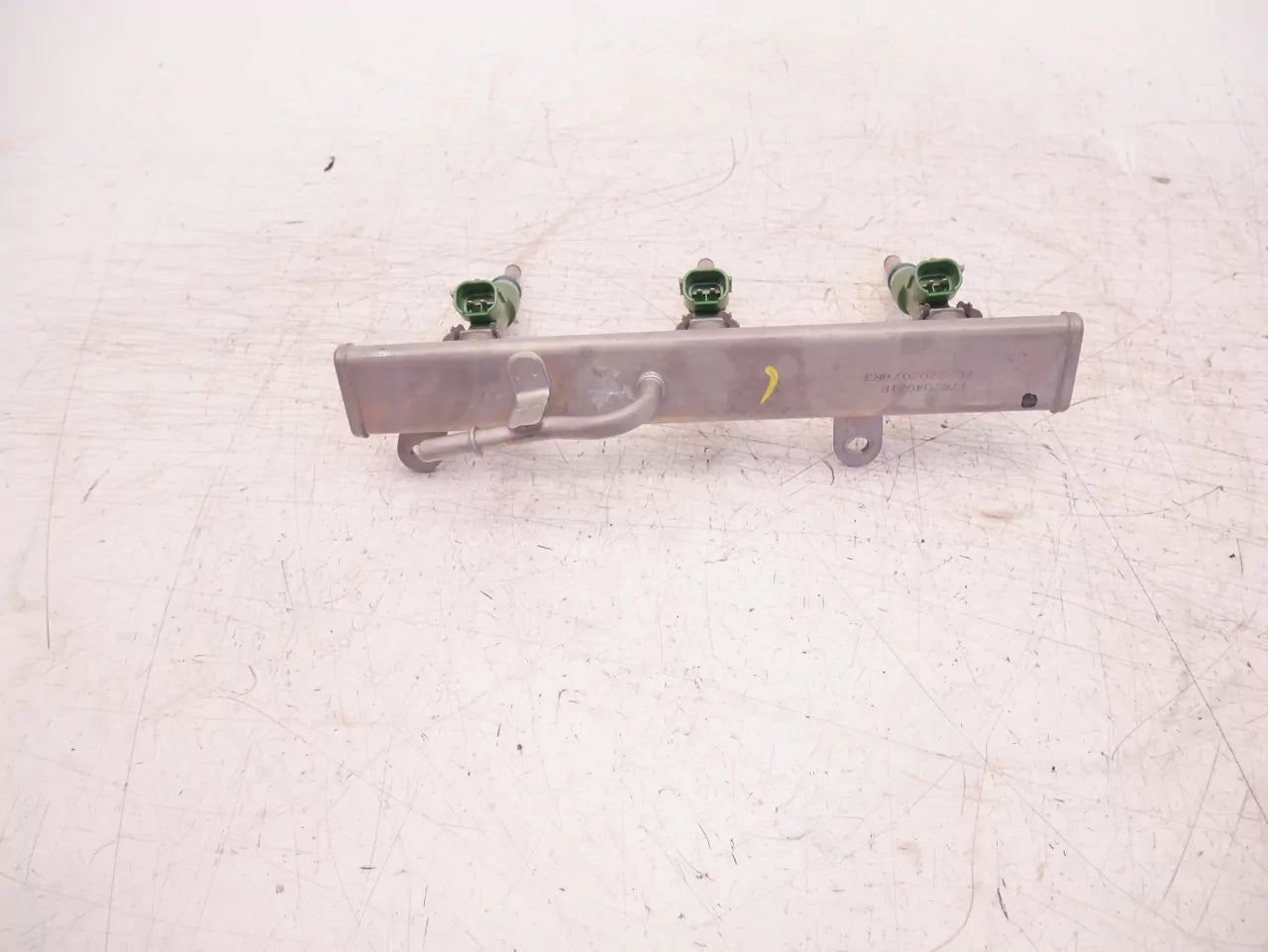 Carril del inyector Dacia Sandero Duster 1.0 TCE H4D470 H4D 175204021R