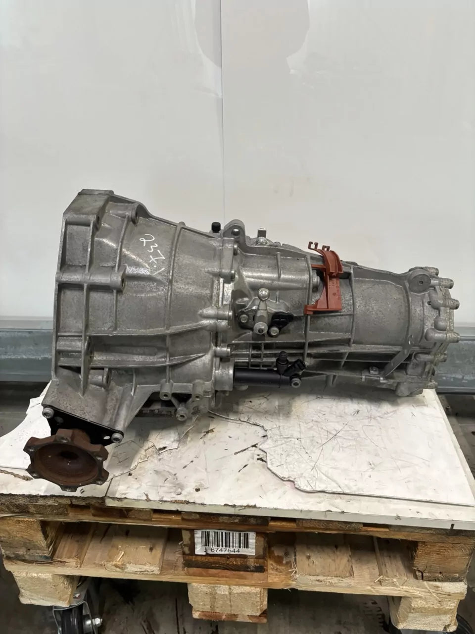 Caja de cambios Caja de cambios manual Audi A5 A6 2.0 TDI CGLC CGL 6 velocidades NEJ 0B1300028J