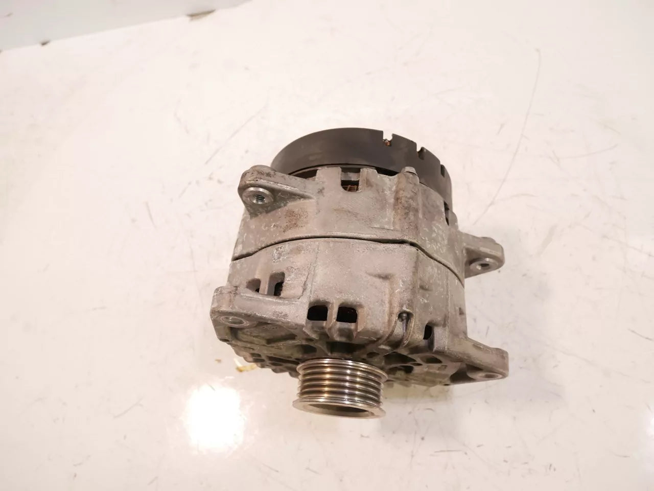 Alternador Mercedes-Benz Clase E W213 2.0 E220 d OM654.920 A0009068302