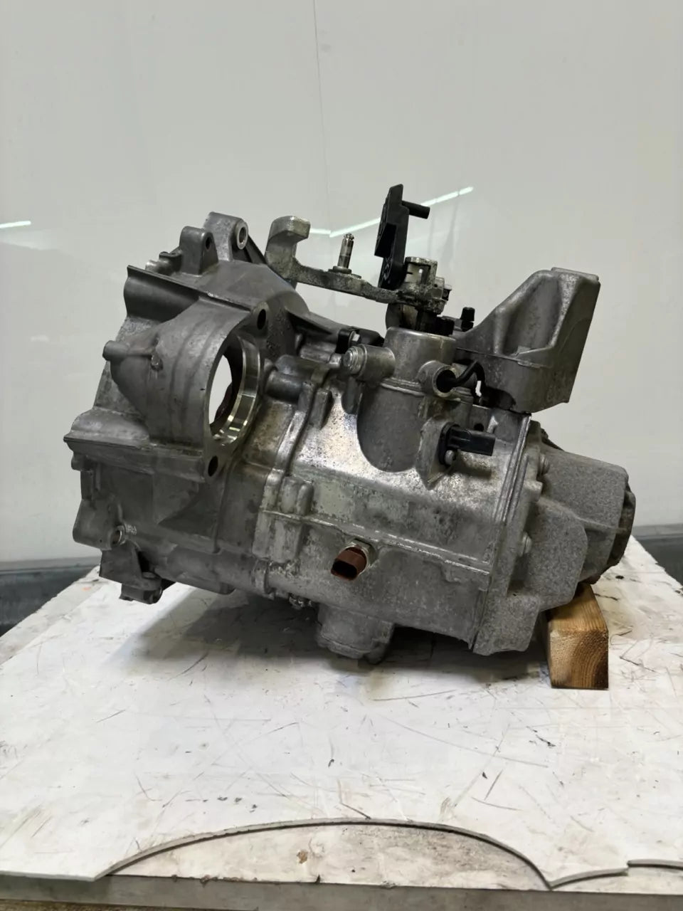Caja de cambios manual Audi Seat Skoda A3 1.0 TSI CHZD CHZ SEE 6 velocidades 0AJ300042R