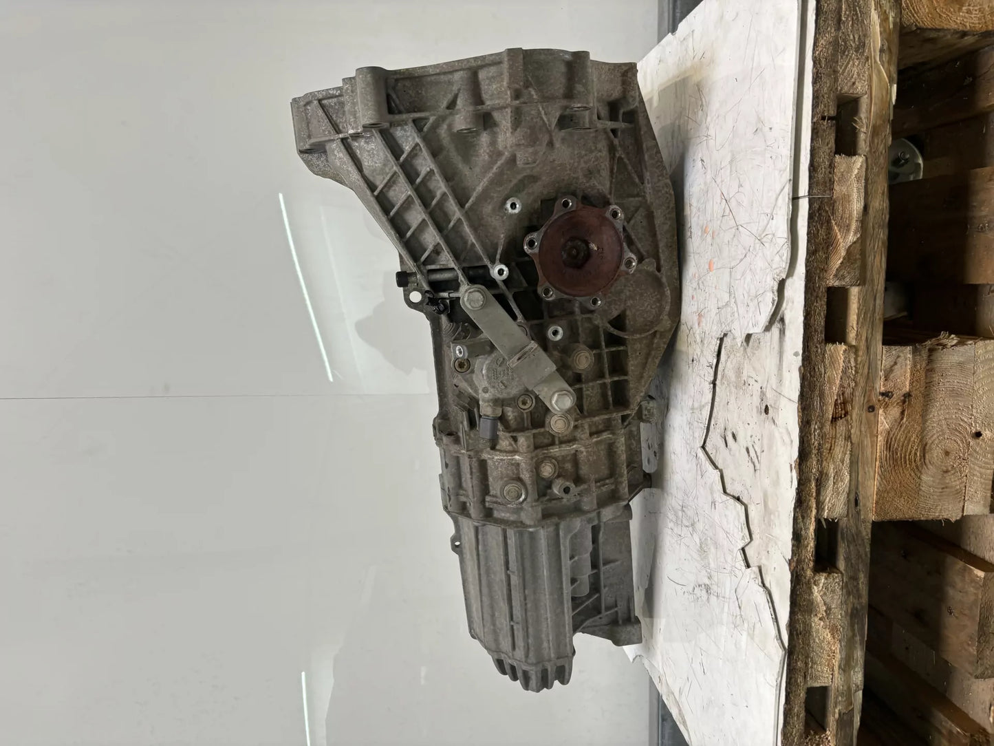 Caja de cambios manual Audi A4 B8 A6 4F 2.0 TDI CAGB CAG JWS 6 velocidades 01X300044P