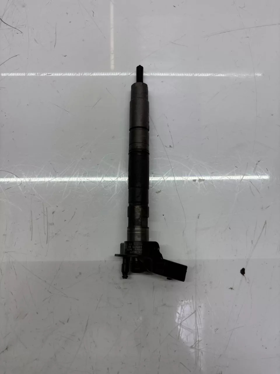 Inyector Volkswagen Golf Passat 2.0 TDI CBDC CBD 03L130277