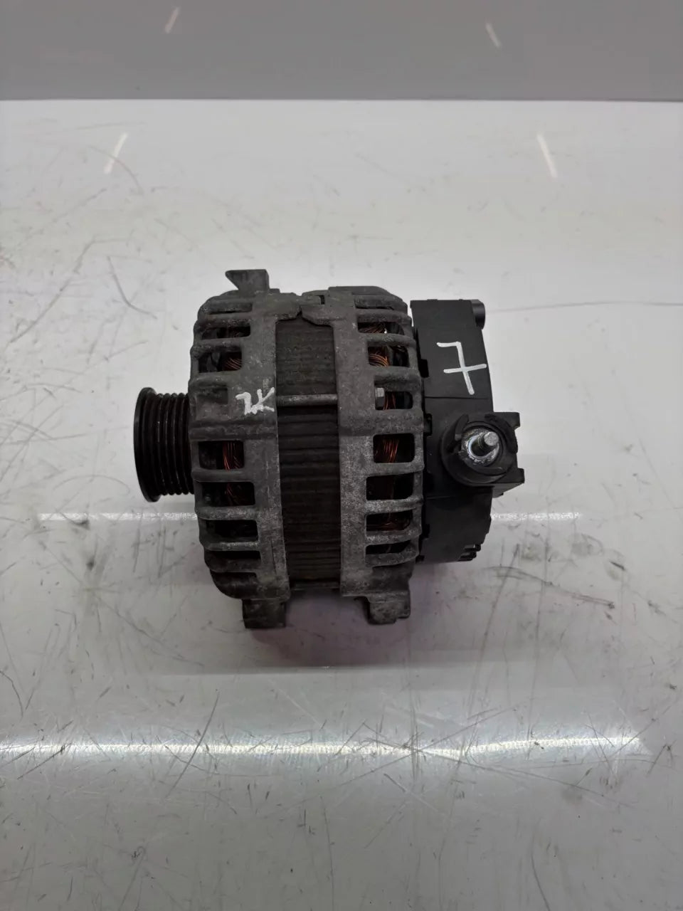 Alternador Land Rover 2.0 D 204DTD AJ20D4 LR079256 GX73-10300-ES