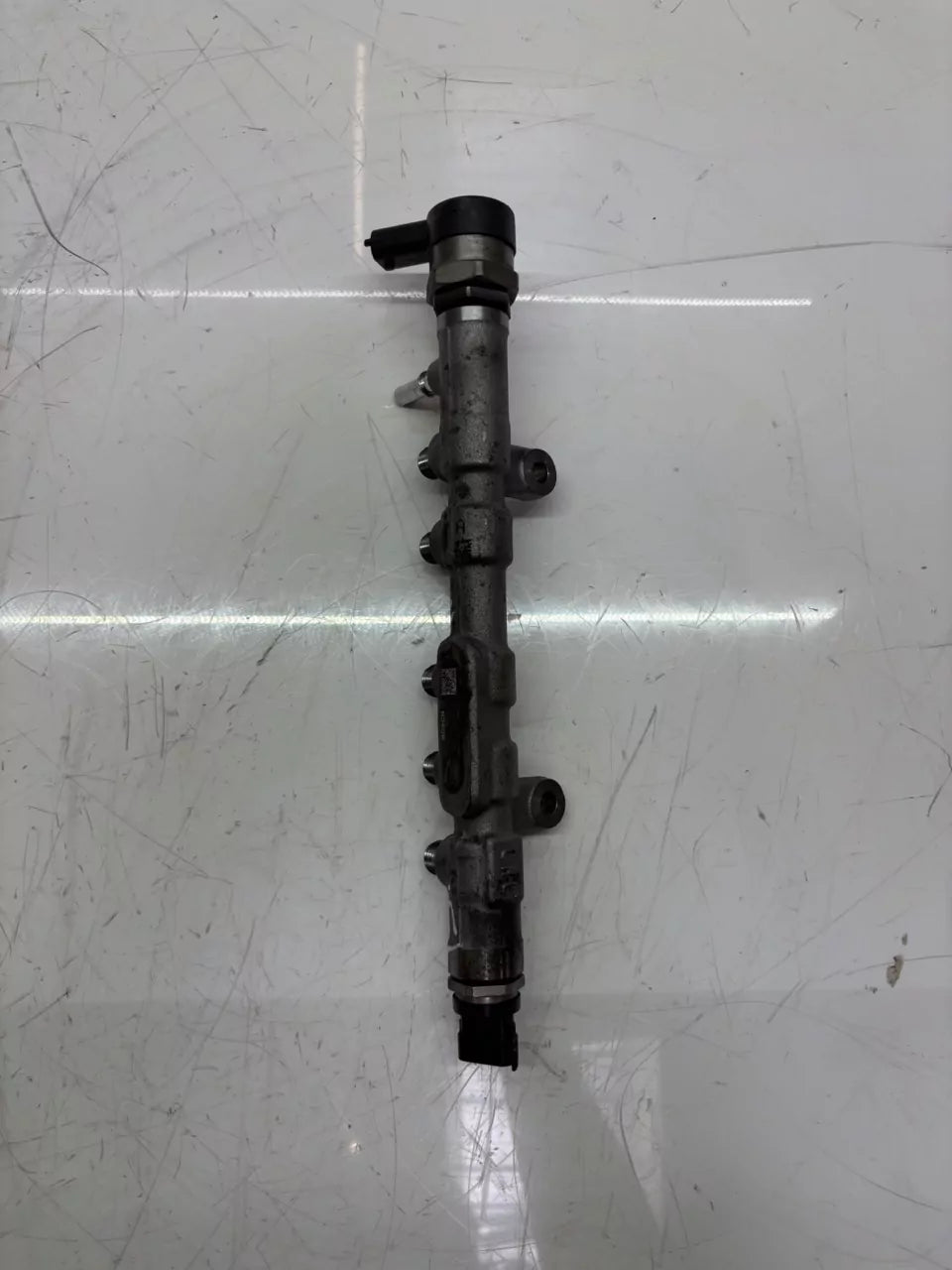 Tubo de raíl Land Rover 2.0 D 4x4 204DTD AJ20D4 G4D3-9D280-AA
