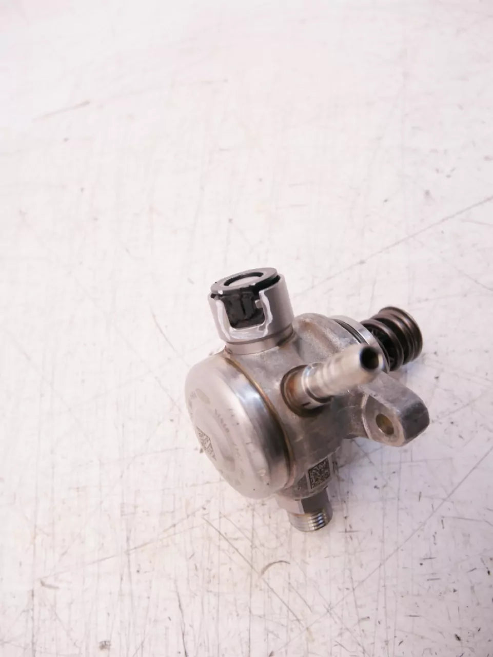 Bomba de combustible defectuosa Audi Seat A1 Ibiza 1.0 TSI DKRF 04E127027N