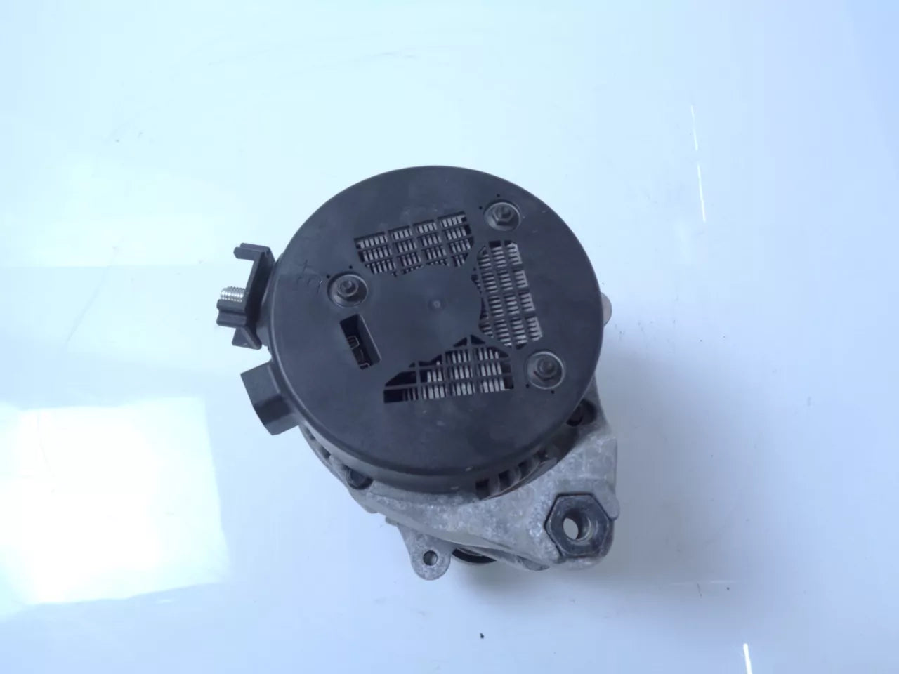 Alternador BMW Mini F55 F56 F57 1.5 B38A15A B38 8680374