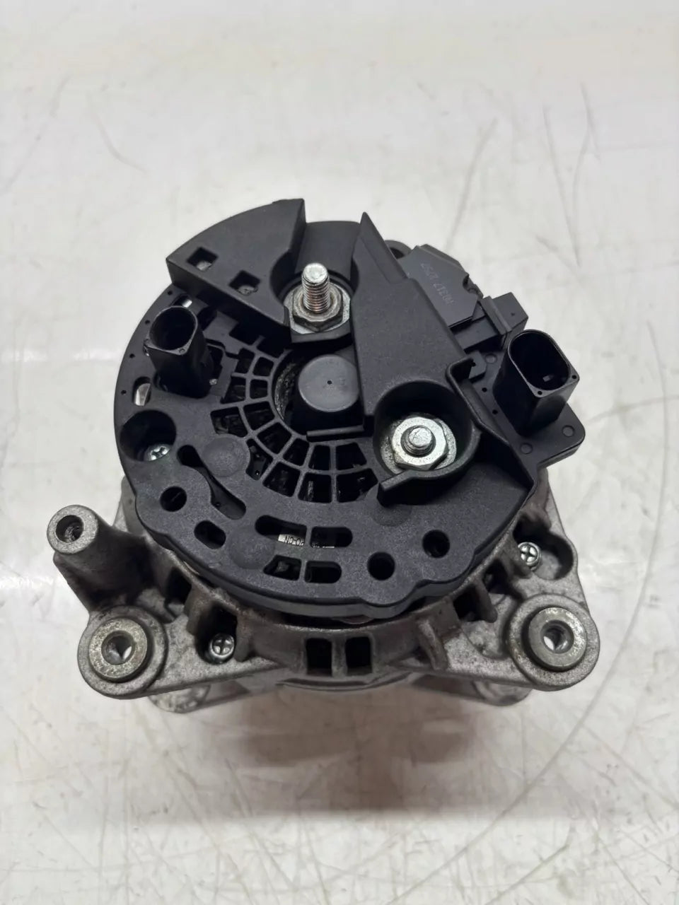 Alternador Audi Volkswagen A3 EOS Golf 2.0 TDI CBAB CBA 06F903023F
