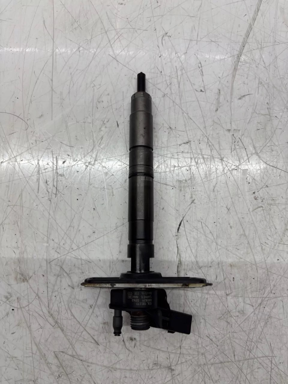 Inyector boquilla de inyección Audi Volkswagen A3 2.0 TDI CBAB CBA 03L130277