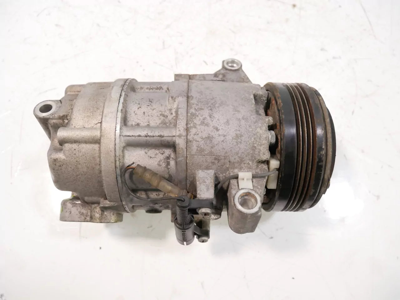Compresor de aire acondicionado BMW X3 E83 2.0 d M47D20 M47 204D4 6905643