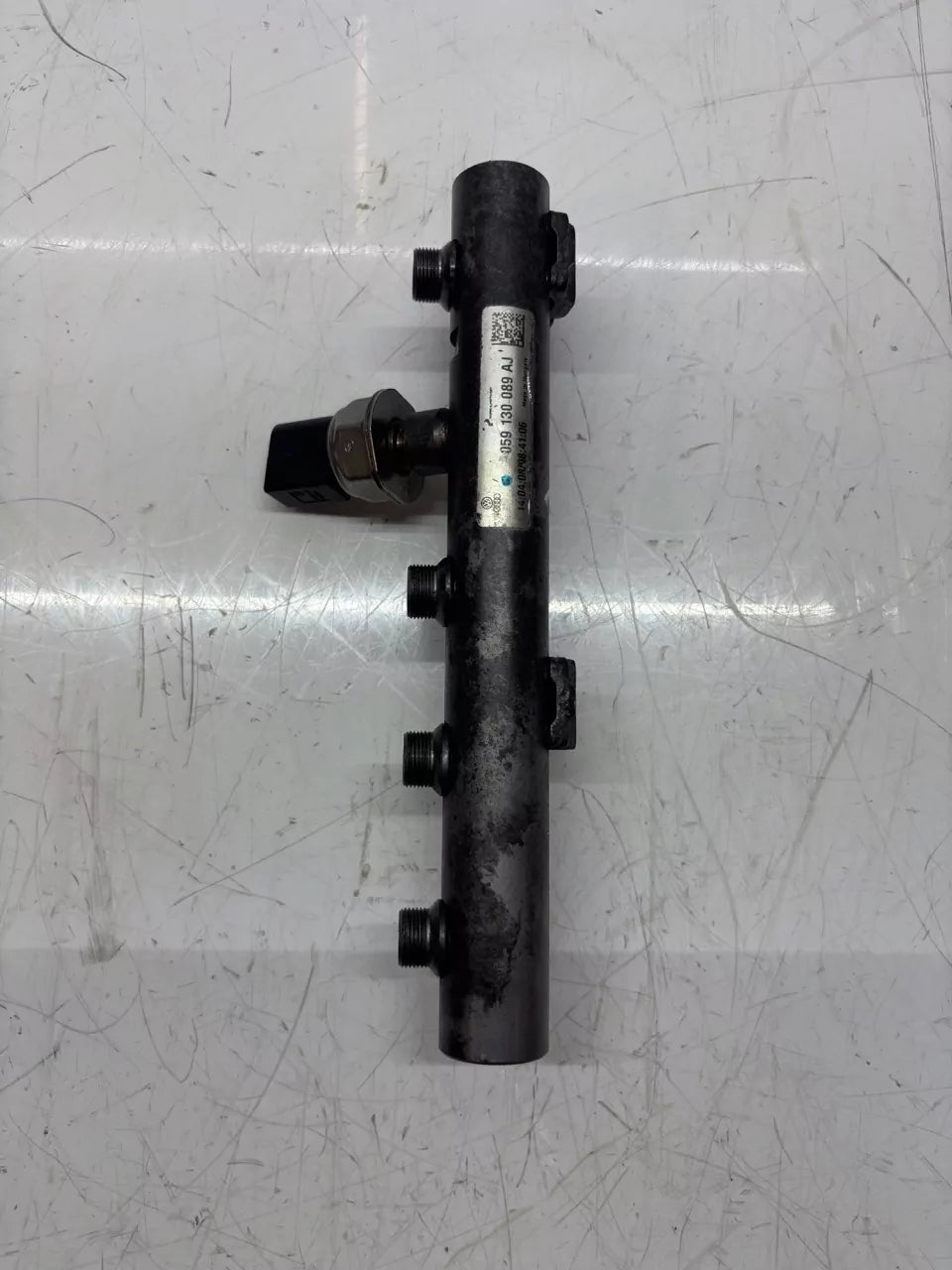 Tubo de raíl Audi A4 B8 3.0 TDI Quattro CAPA CAP 059130089AJ