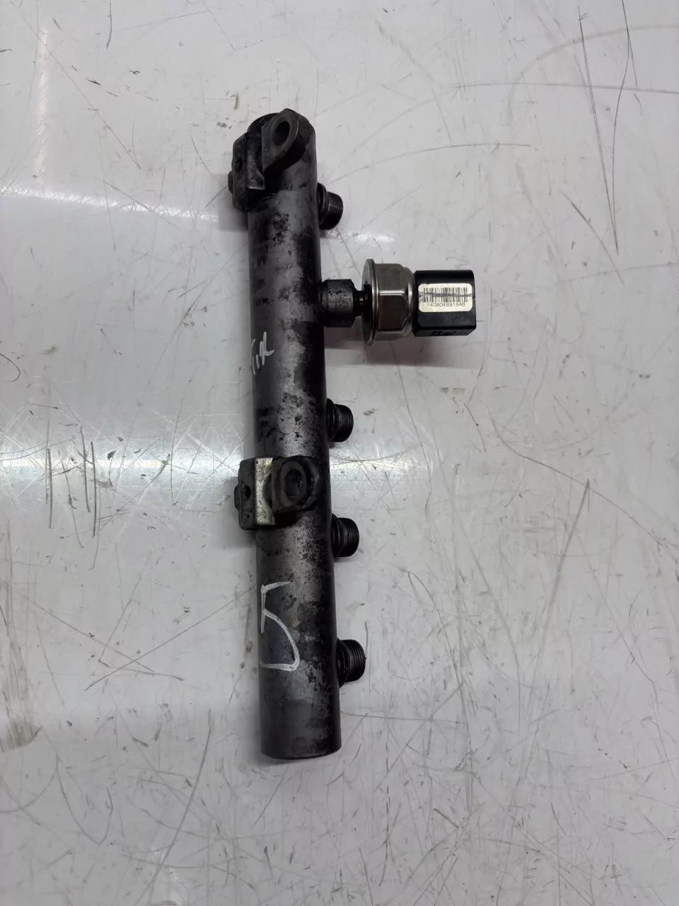 Tubo de raíl Audi A4 B8 3.0 TDI Quattro CAPA CAP 059130089AJ