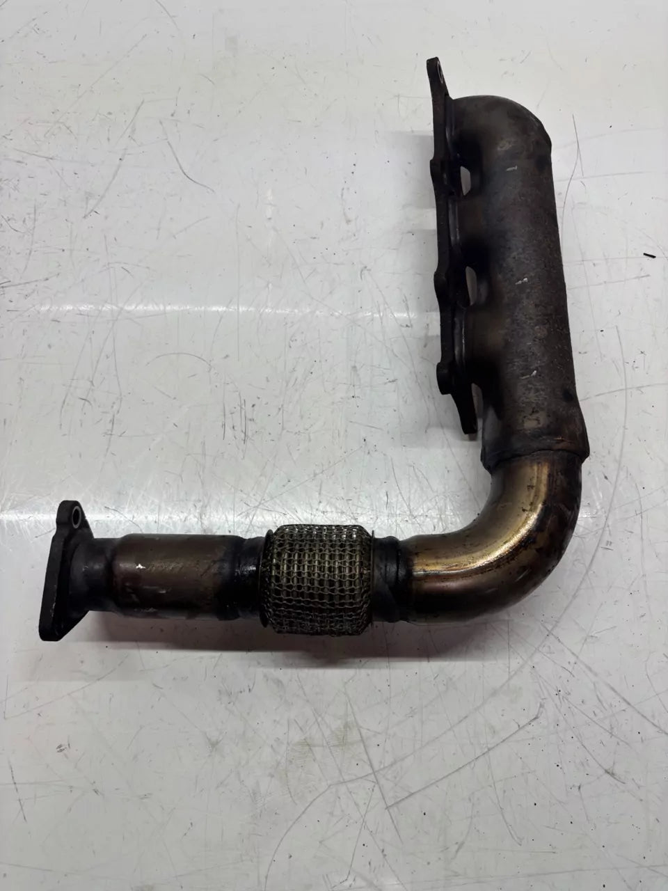 Colector de escape Audi A4 A5 A6 3.0 TDI CLAB CLA 05925303