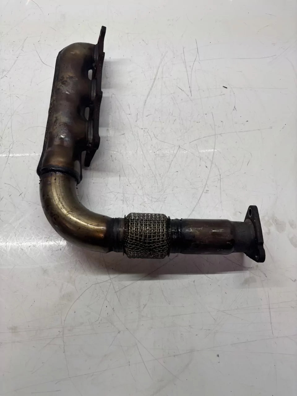 Colector de escape Audi A4 A5 A6 3.0 TDI D CLAB CLA 05925303