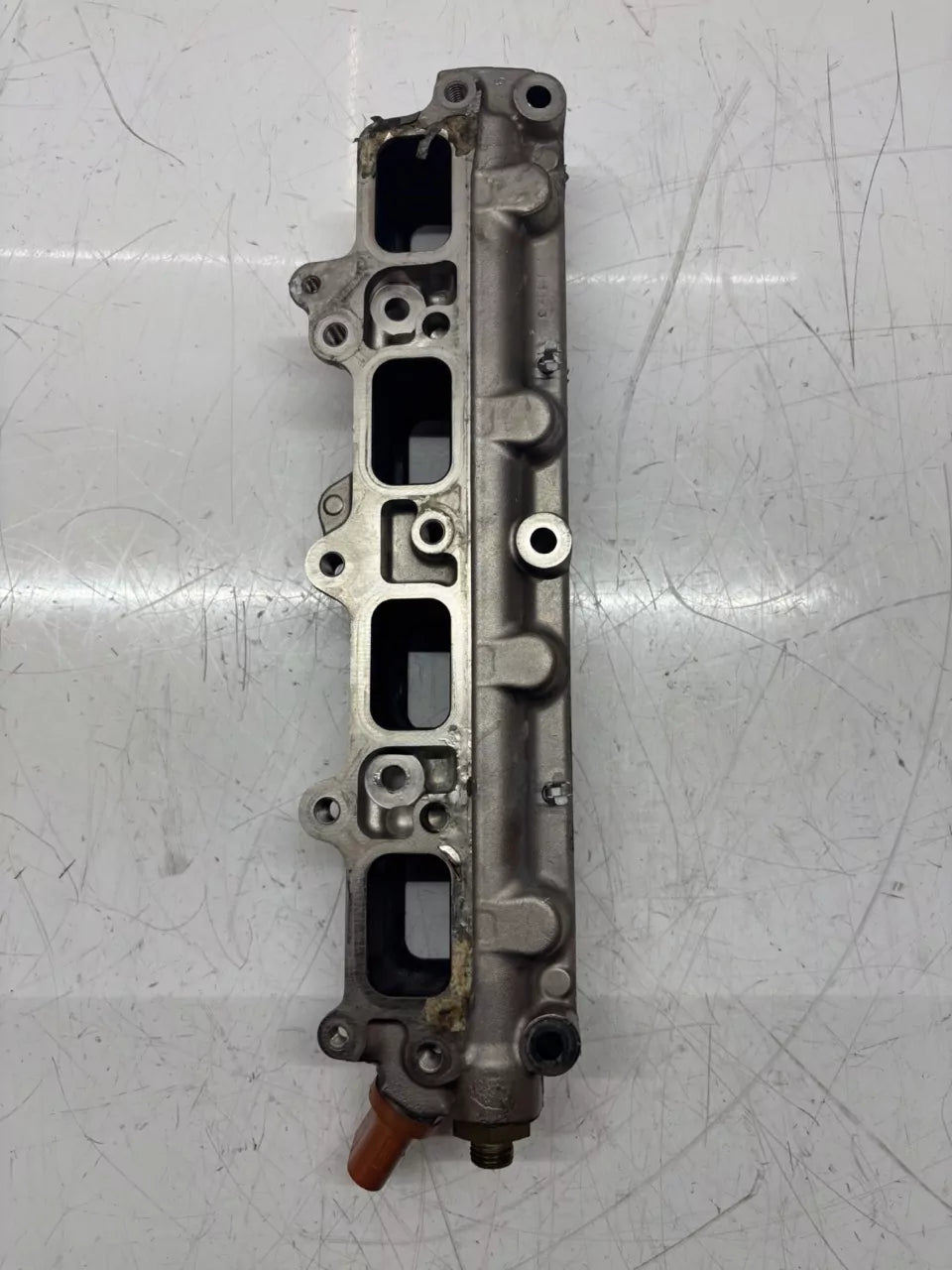 Rampa inyectora Audi Seat Skoda Volkswagen A1 1.4 TSI CAXA CAX 03C133202AQ