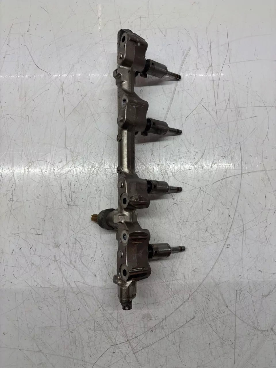 Rampa inyectora Nissan Juke 1.6 DIG-T Nismo MR16DDT 175211KC0A 166001KC0A