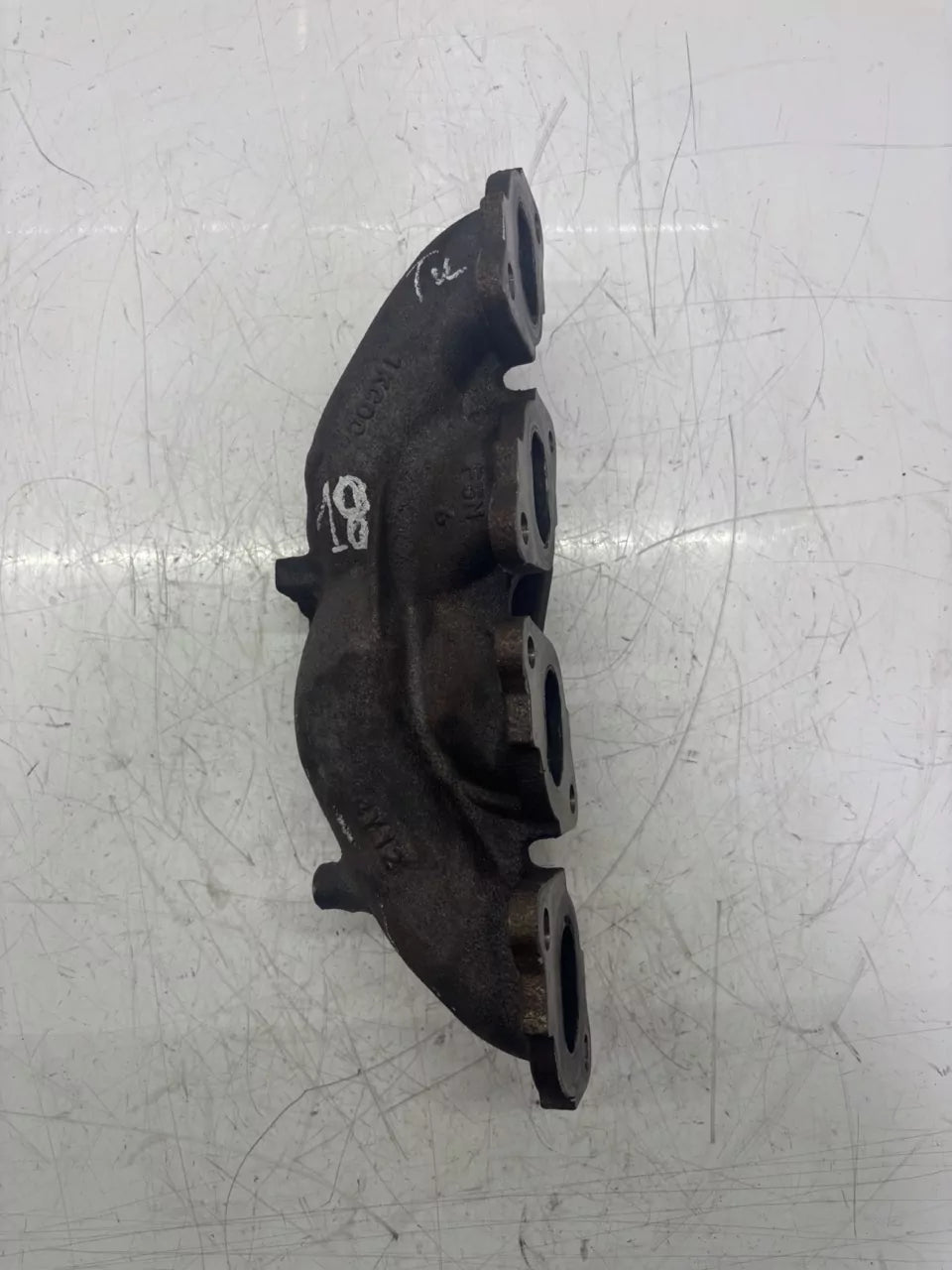 Colector de escape Nissan Juke 1.6 DIG-T Nismo MR16DDT 140041KC1A