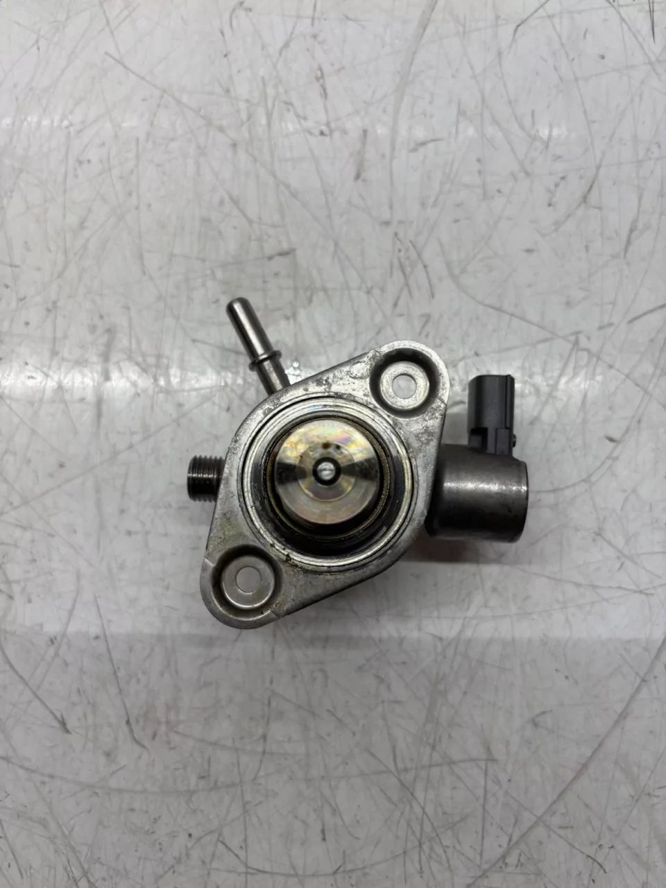 Bomba de combustible Nissan Juke 1.6 DIG-T Nismo MR16DDT 166303JY0A