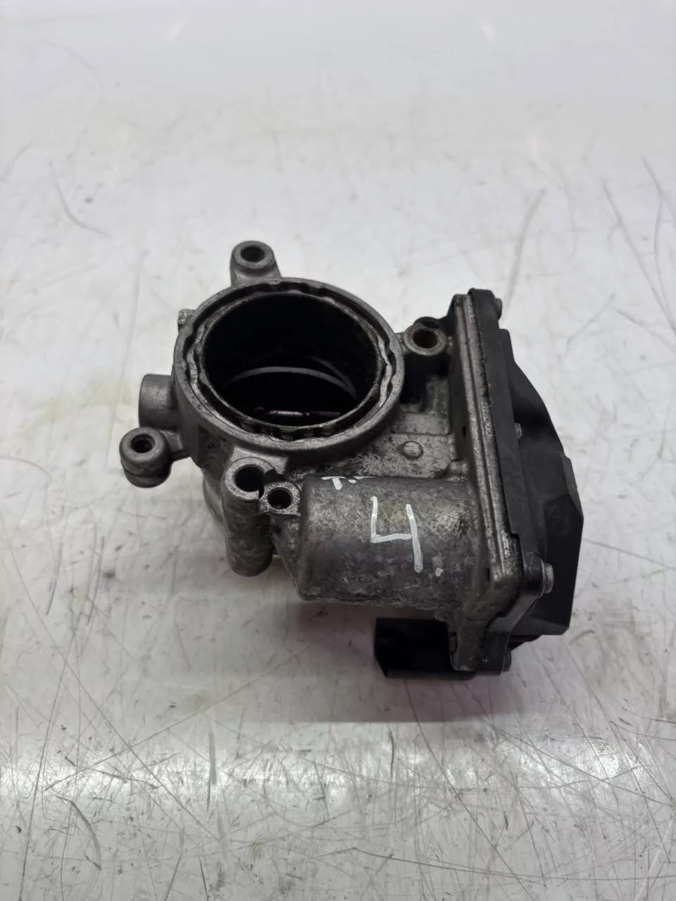 Mariposa Audi Volkswagen Golf Passat 2.0 TDI CBAB CBA 03L128063D