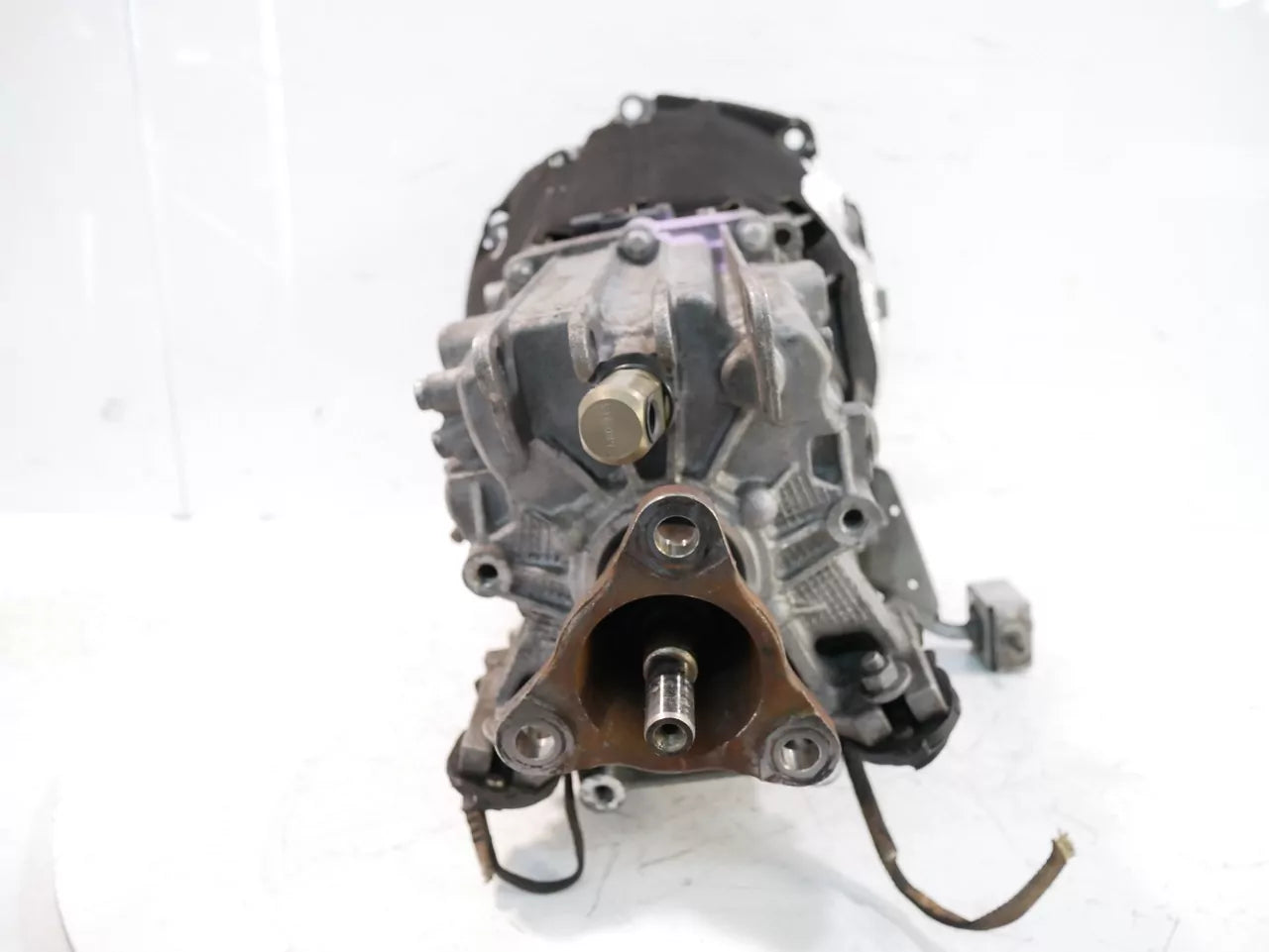 Caja de cambios manual BMW Serie 3 Touring F31 2.0 320 i B48B20A GS6-17BG 23008637975