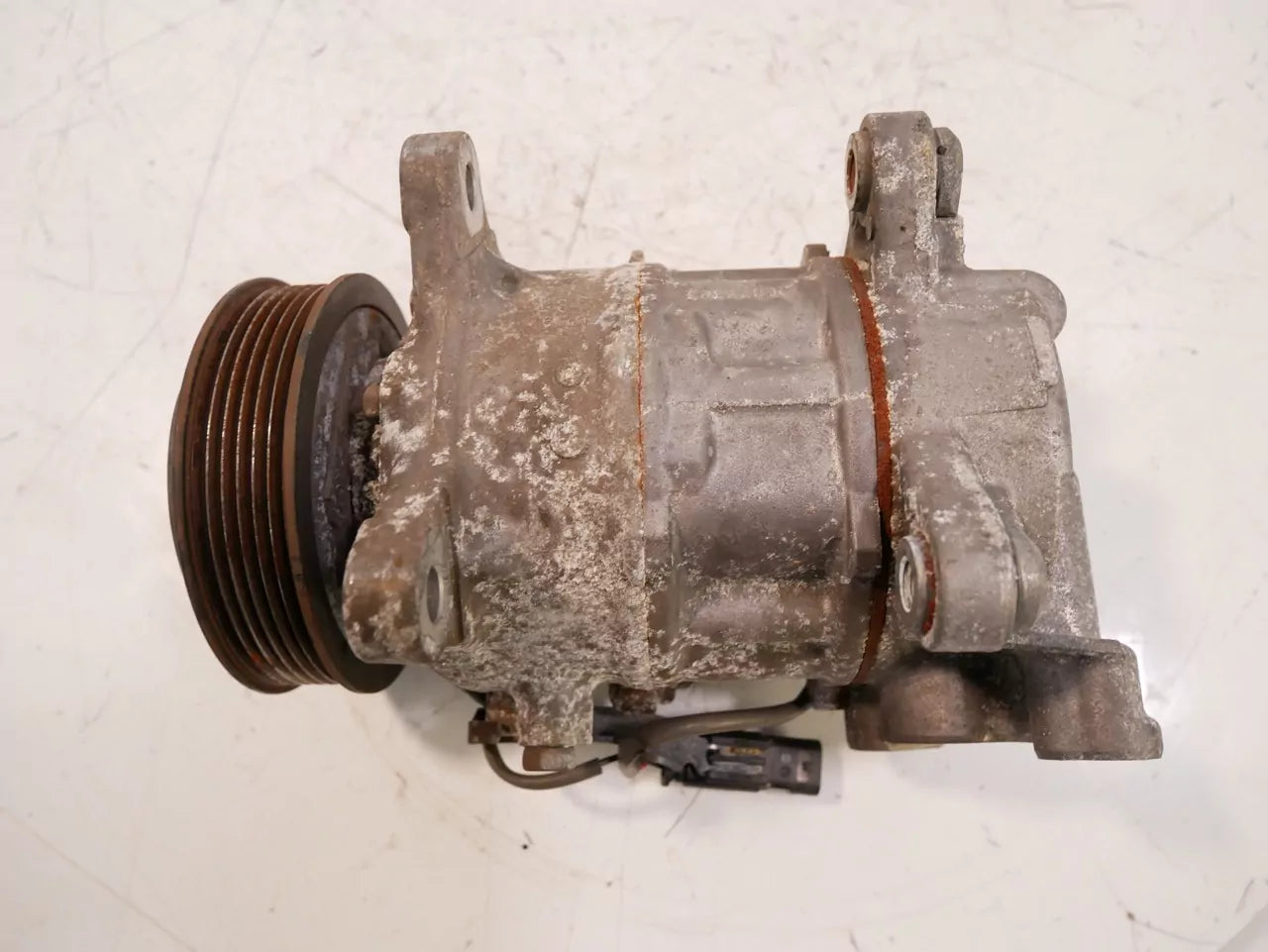 Compresor de aire acondicionado BMW Serie 3 Touring F31 2.0 320 i B48B20A B48 9299328