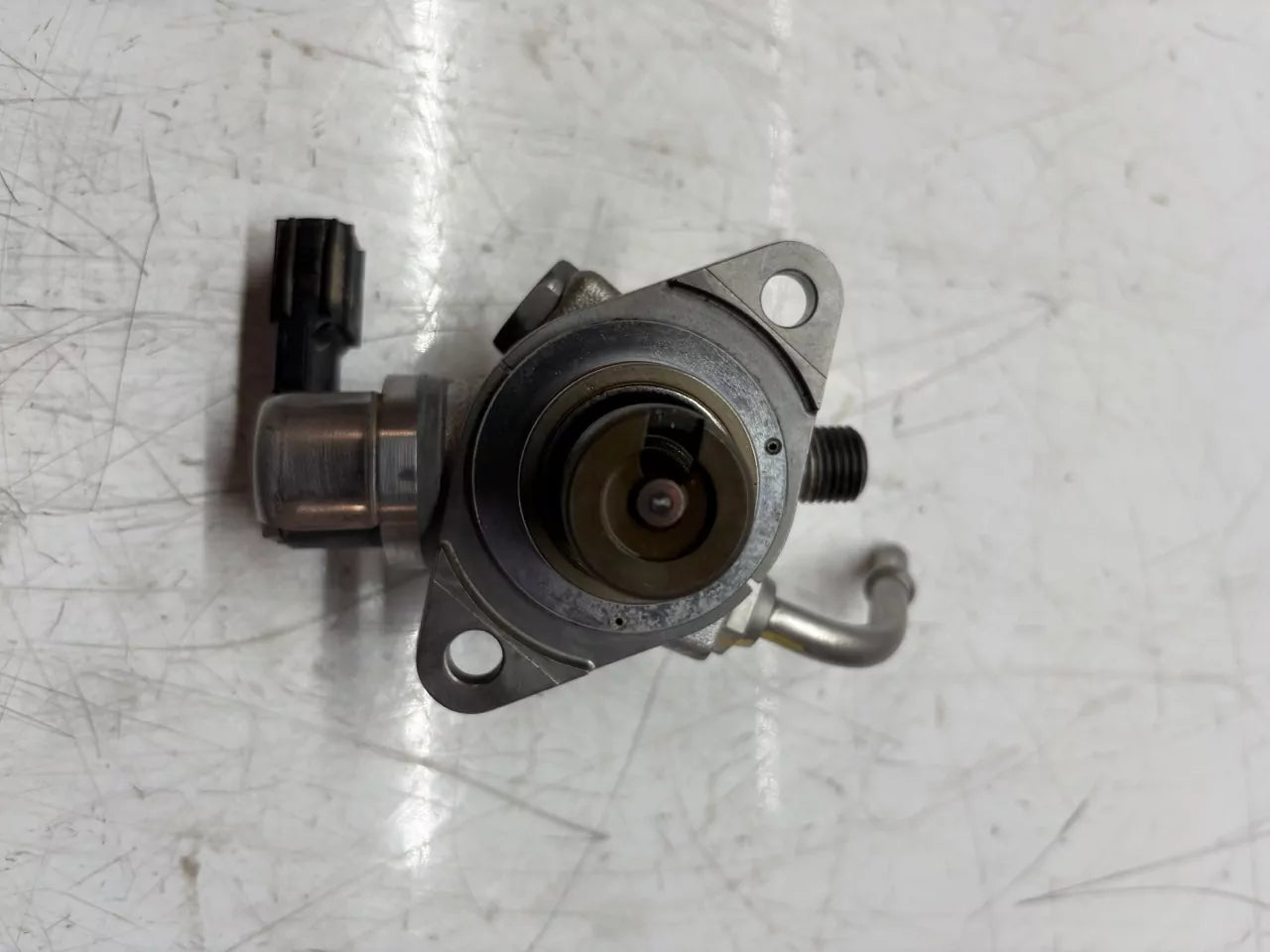 Bomba de combustible Volvo V40 525 2.0 T2 B4204T17 31437903