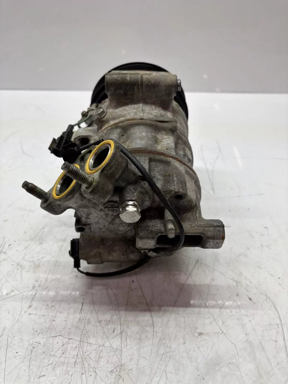 Compresor de aire acondicionado Volvo V40 525 2.0 T2 B4204T17 31469966