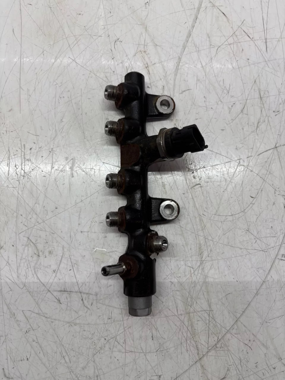 Tubo de raíl Nissan Dacia Renault 1.5 BlueHDI K9K872 K9K 1752100Q0H