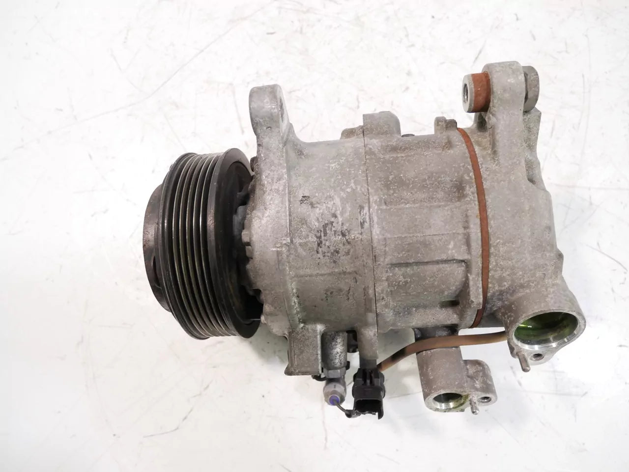 Compresor de aire acondicionado BMW Serie 5 F10 2.0 520 d N47D20C N47 447260-4710