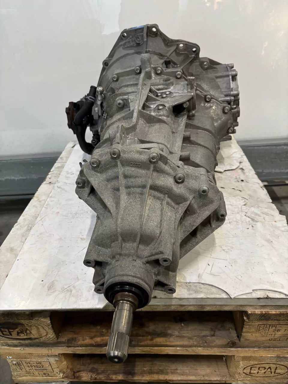 Caja de cambios manual de 6 velocidades Audi A4 A5 A6 Q5 2.0 TDI CGLC CGL NEK 0B2300029J