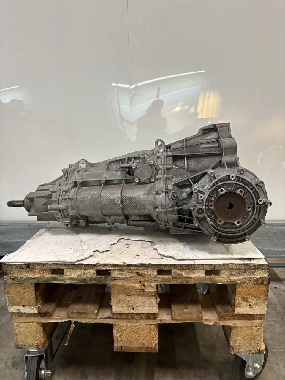 Caja de cambios manual de 6 velocidades Audi A4 A5 A6 Q5 2.0 TDI CGLC CGL NEK 0B2300029J