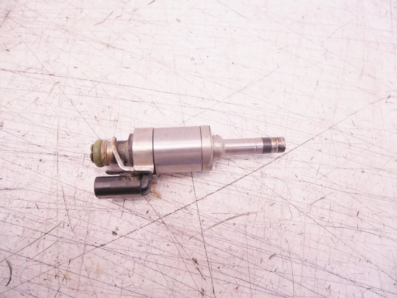 Inyector Ford 1.0 EcoBoost SFJC DZL74005192