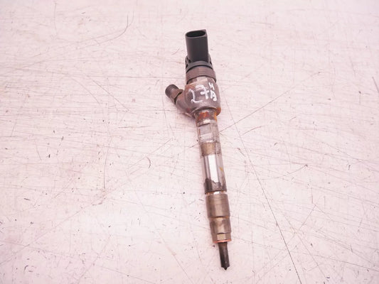 Inyector boquilla de inyección BMW 1.5 216 214 d B37C15A B37C15U0 8511630 0445110