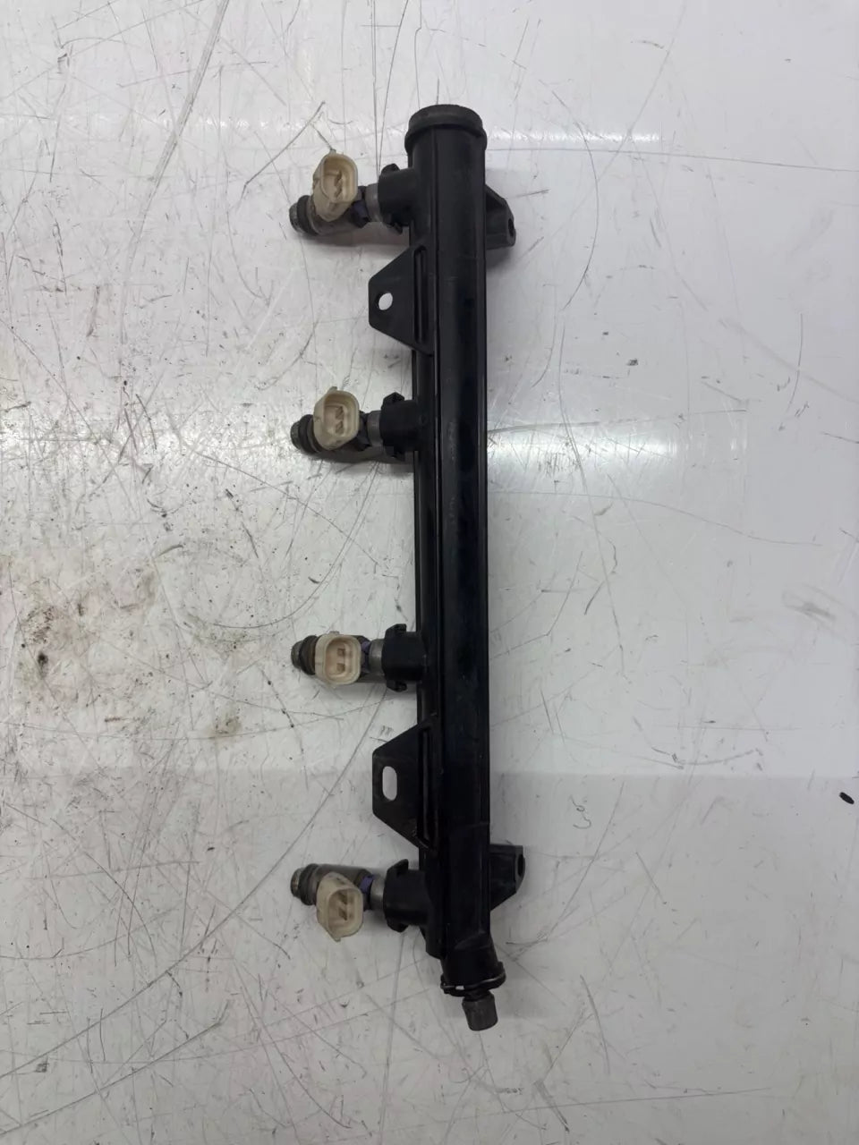 Rampa inyectora Skoda Volkswagen Golf 1.4 CGGA CGG 036133320C