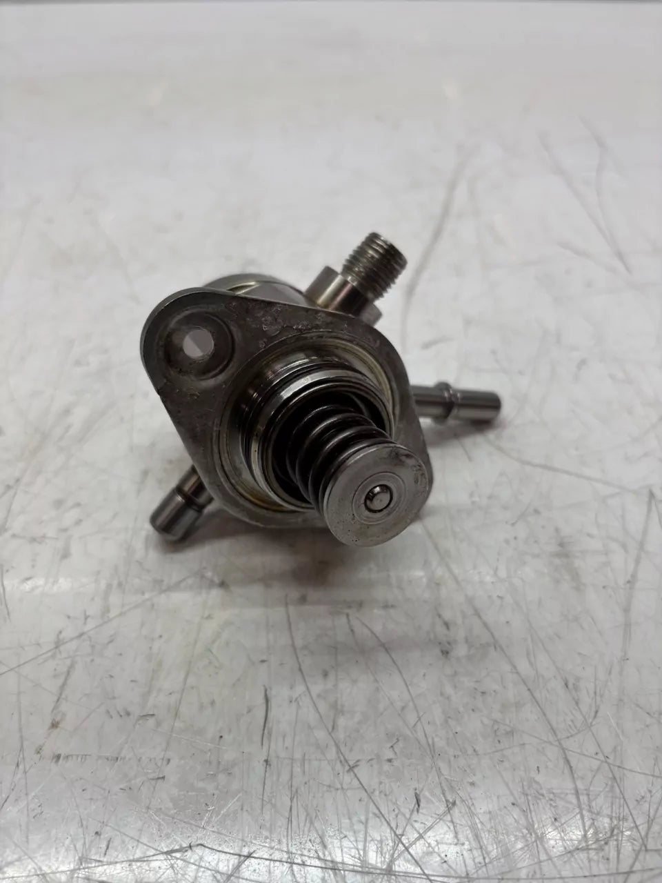 Bomba de combustible MG HS MKI 1.5 T 15E4E 10694852