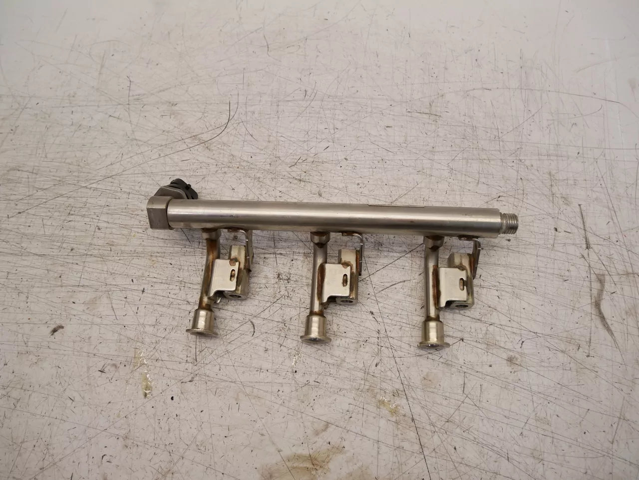 Barra de inyectores Ford Fiesta 6 CB1 1.0 EcoBoost SFJC DM5G-9H487-AB