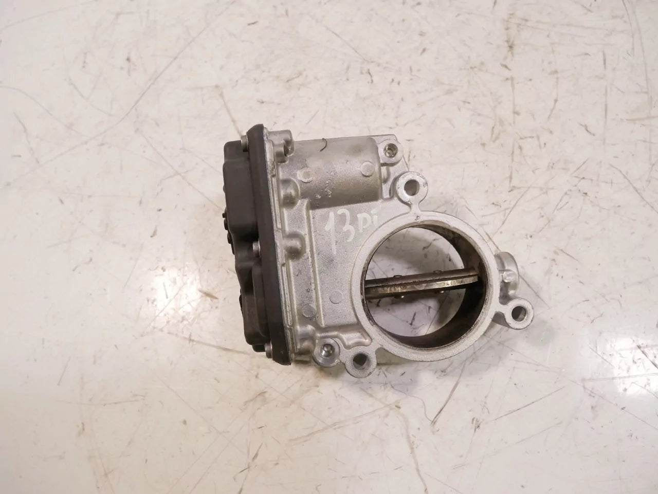 Mariposa Mercedes-Benz 2.0 654.920 OM654.920 A6540900070