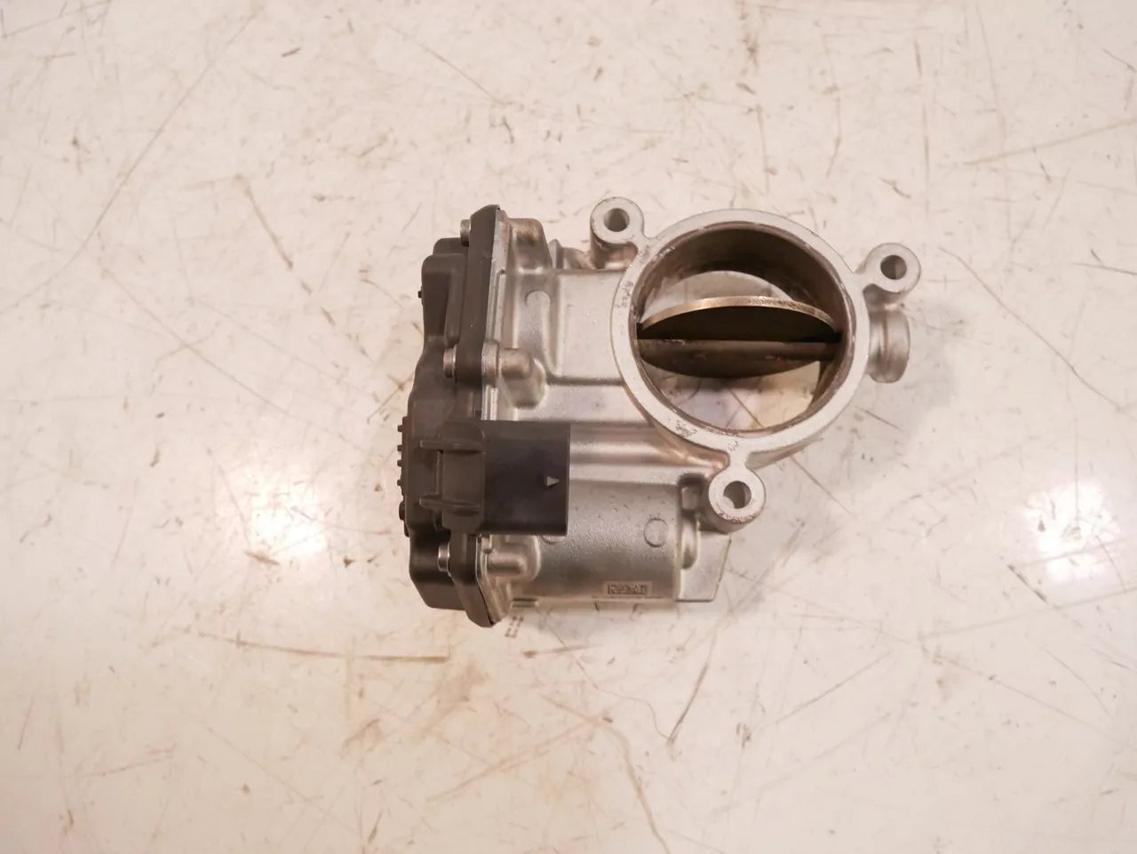 Mariposa Mercedes-Benz 2.0 654.920 OM654.920 A6540900070