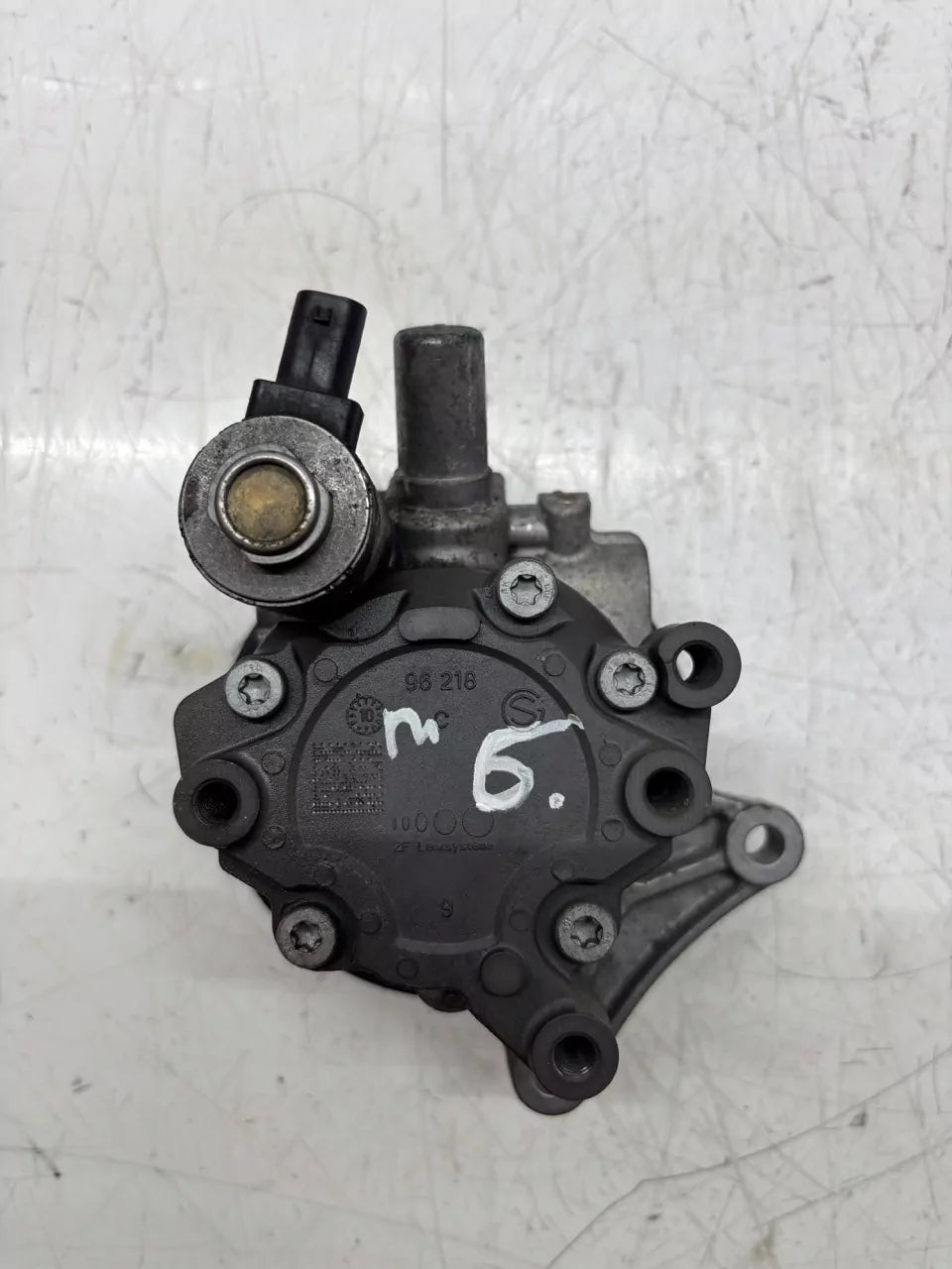 Servo bomba Mercedes-Benz Clase C 1.8 CGI M271.820 M271 271.820 A0064667501