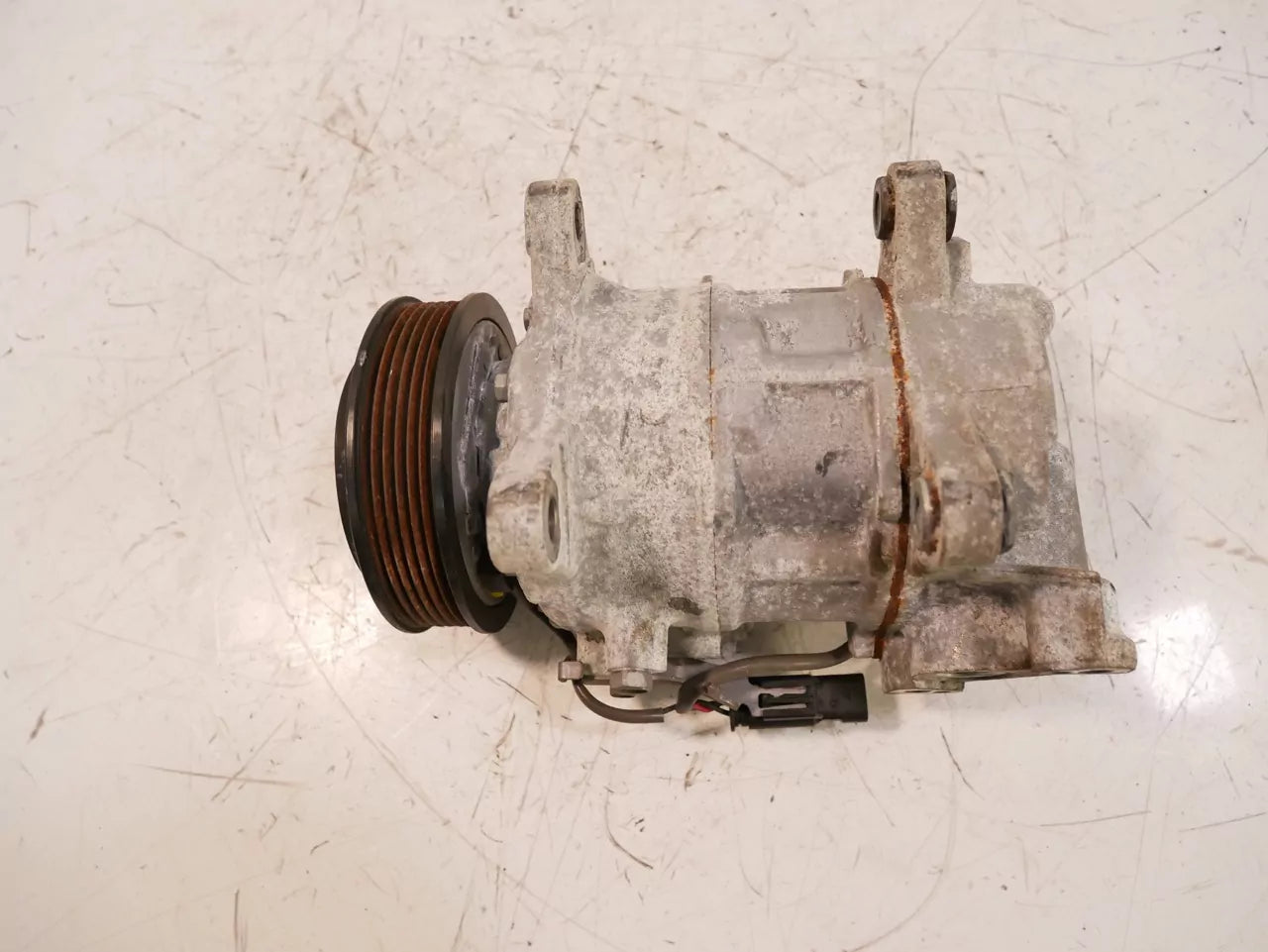 Compresor de aire acondicionado BMW Serie 3 F30 F31 2.0 320d B47D20A B47 9299328