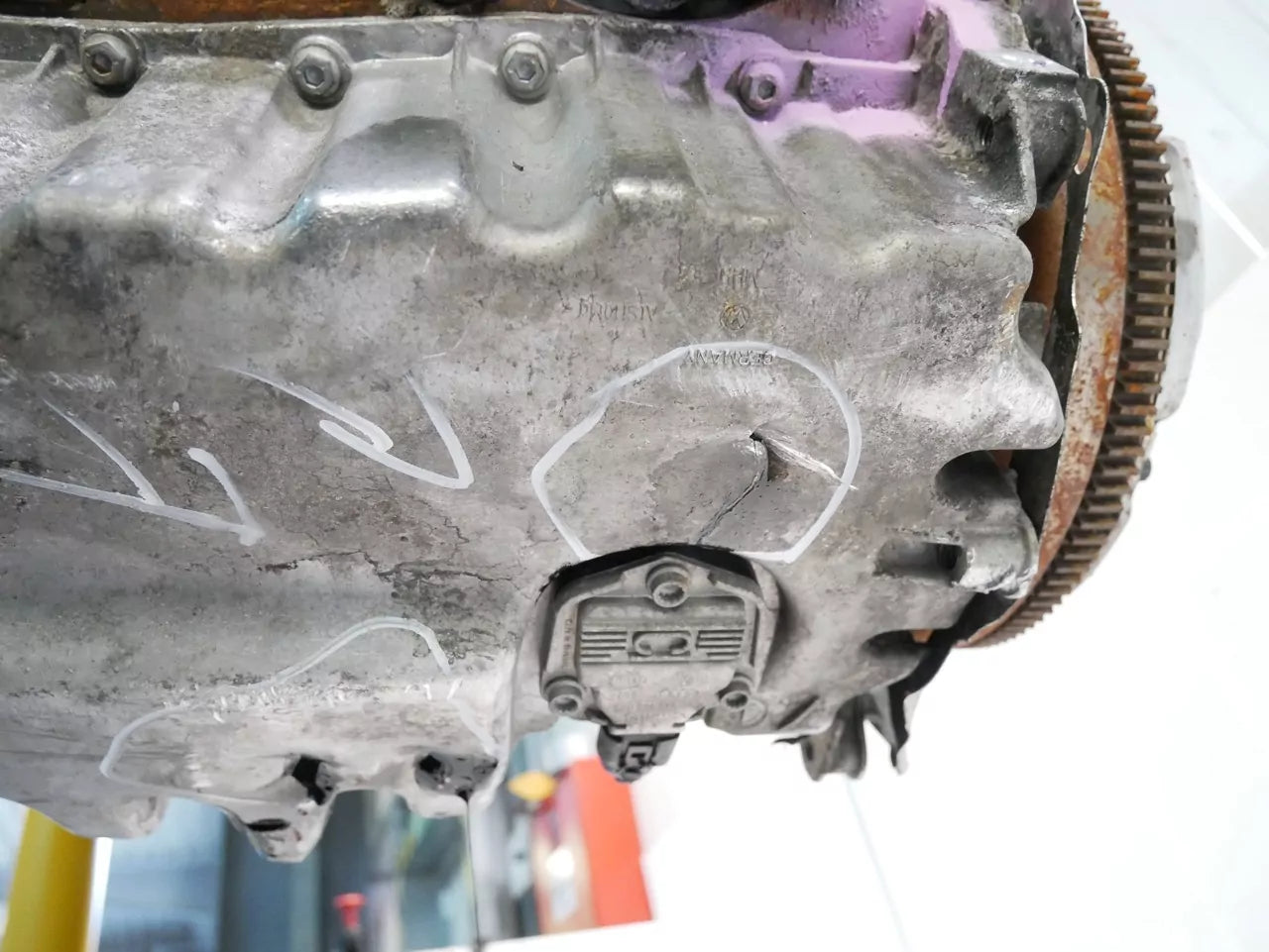 Motor Volkswagen Golf VI Passat 2.0 TDI CBDC CBD 03L100033S 03L100033SX