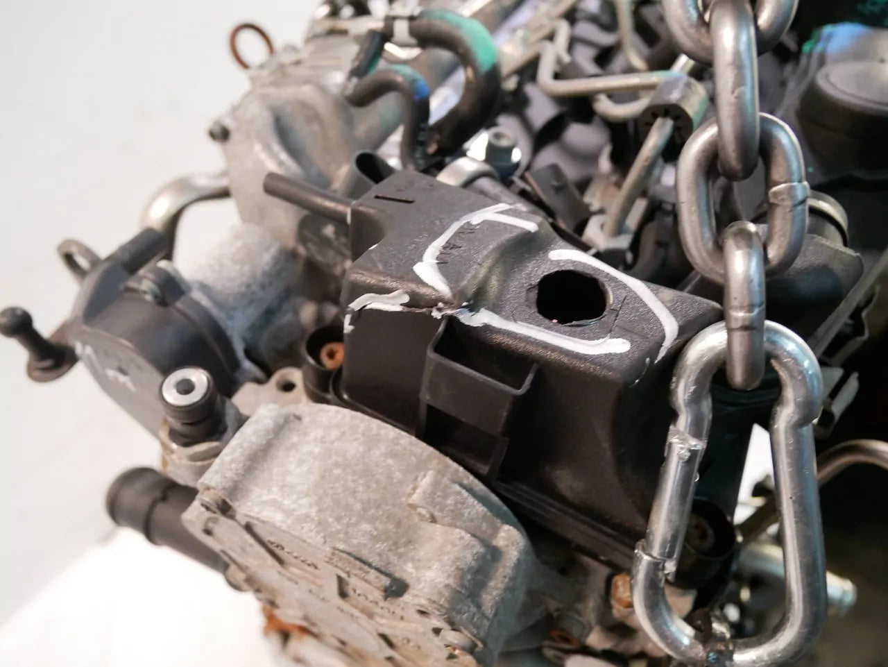 Motor Volkswagen Golf VI Passat 2.0 TDI CBDC CBD 03L100033S 03L100033SX