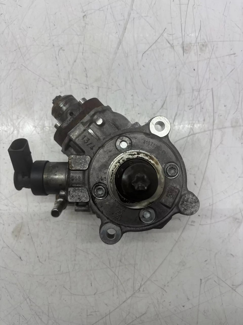 Bomba de alta presión BMW Serie 3 F30 F31 F34 2.0 d 320d B47D20A B47 8511626