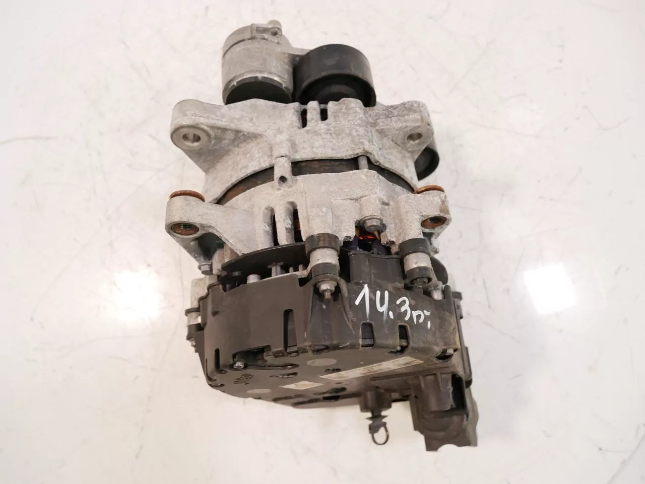 Alternador Land Rover Defender L663 3.0 DT306 AJ20D6 L8B2-11A240-BB