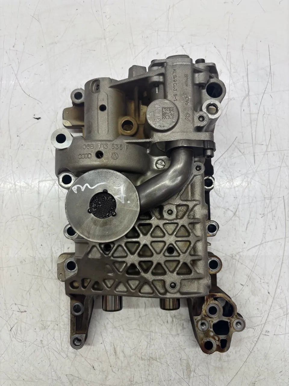 Módulo de eje de compensación Audi A3 S3 2.0 TFSI BHZ 06B103535F