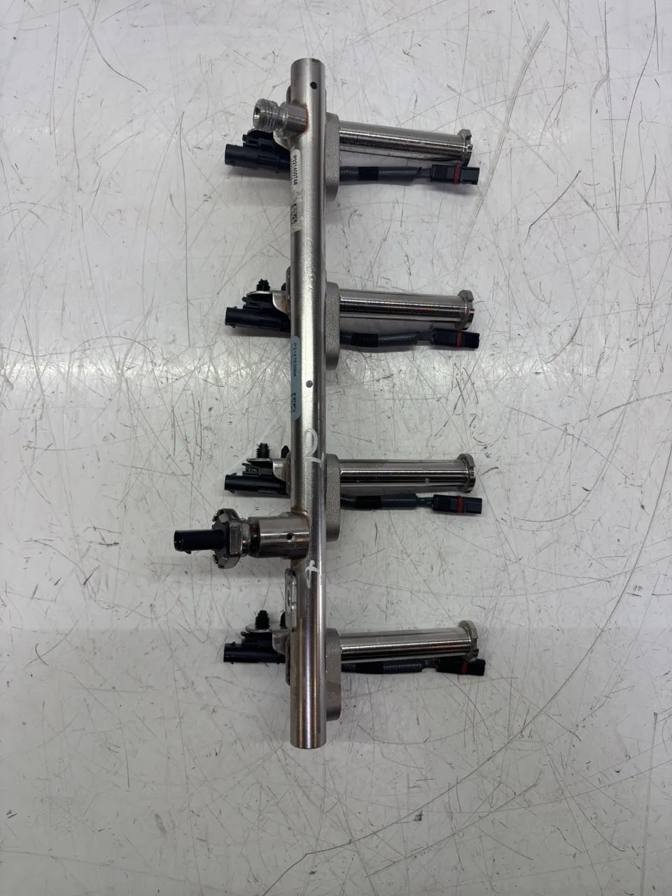 Rampa inyectora Volvo XC40 2.0 B5 Mild Hybrid B420T2 31478396