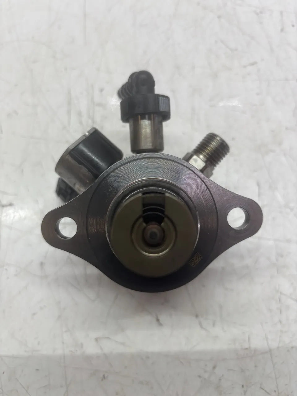 Bomba de combustible Volvo XC40 2.0 B5 Mild Hybrid B420T2 32363034