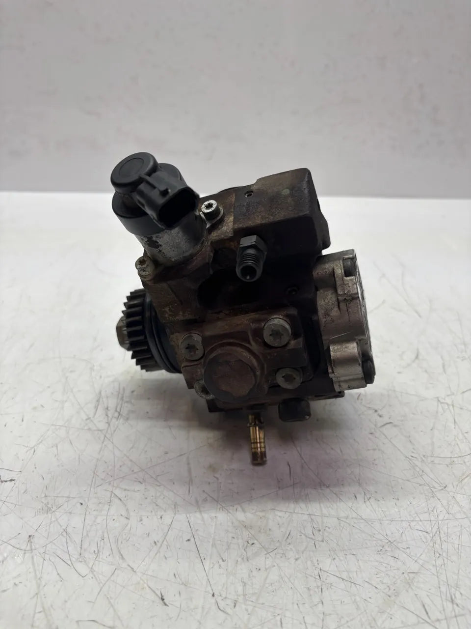 Bomba de alta presión Nissan Qashqai JJ10E 2.0 dCi M9R832 M9R 8200690744